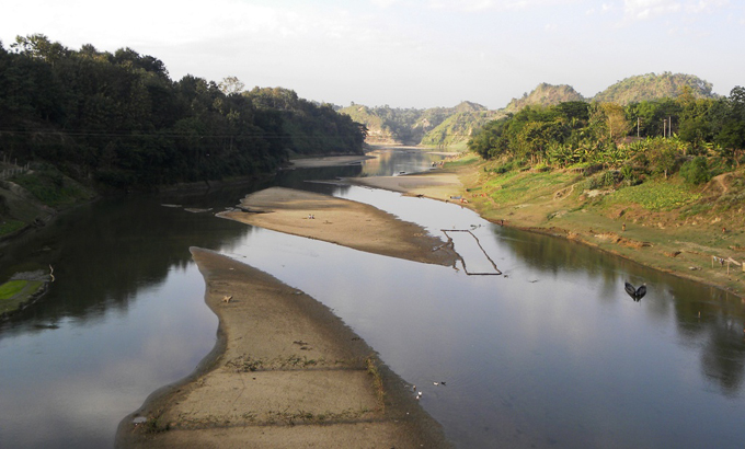 সাঙ্গুর বাঁকে বাঁকে